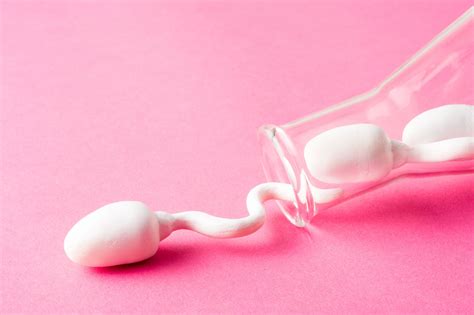 Parvenza Giornale Silenzio Sperm On Body Descrittivo Agenzia Impastare