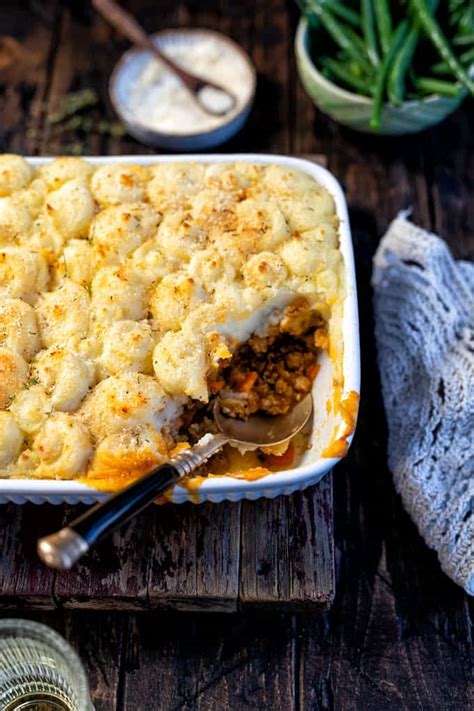 Shepherd's pie is a savory pie with meat filling and mashed potato crust. Traditional Shepherd's Pie - Supergolden Bakes