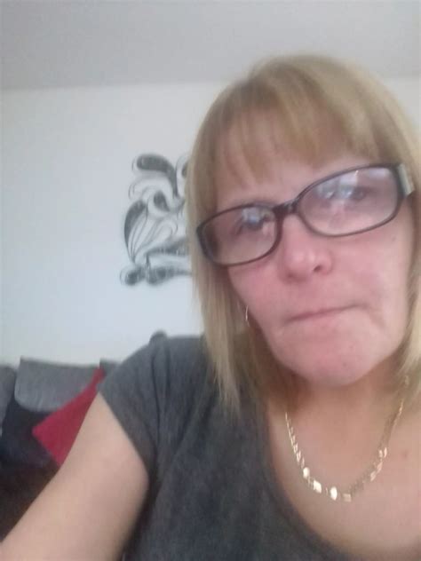 loveable lorraine is 55 older women for sex in glasgow sex with older women in glasgow