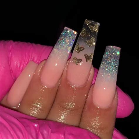 Nayellynails On Twitter The Gold Butterflies With The Glitter Ombré