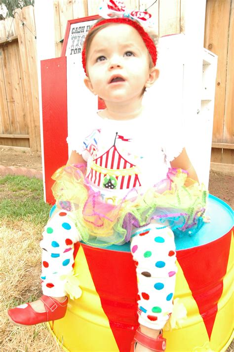 Birthday Girl In Her Circus Outfit 1st Birthday Parties Girl Birthday Circus Outfits Circus