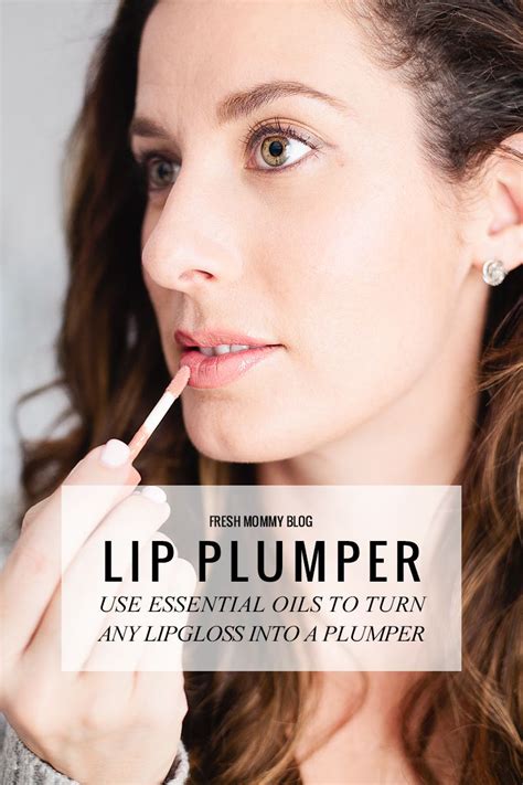 Easy At Home Diy Lip Plumper Turn Any Lip Gloss Into A Lip Plumper