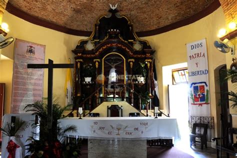 Iglesia Del Santo Cristo De Los Milagros Monte Plata