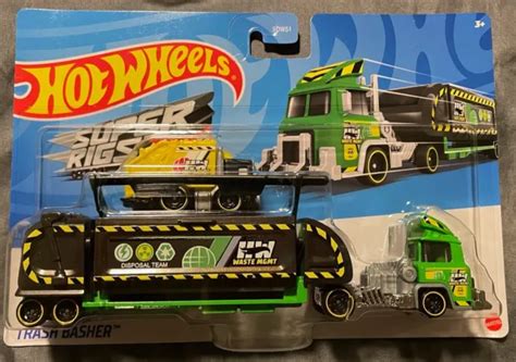 Hot Wheels Super Rigs Trash Basher Garbage Truck Rig Hauler New