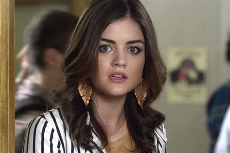 Ranking Arias Earrings On Pretty Little Liars From Totally Bonkers To Very Chic — Photos