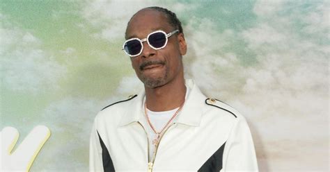 Queen Elizabeth Once Saved Snoop Dogg From Being Kicked Out Of The Uk