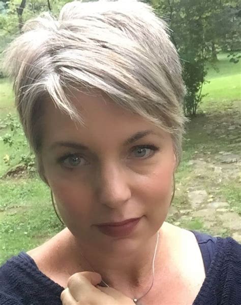 Or young girls can dye their hair grey. 25 Grey Short Hairstyles for Women