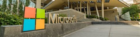 Microsoft cafe 121 with extraordinary facilities. Microsoft - Experience Redmond