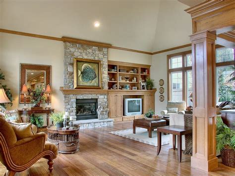 Craftsman Living Room Found On Zillow Digs What Do You Think