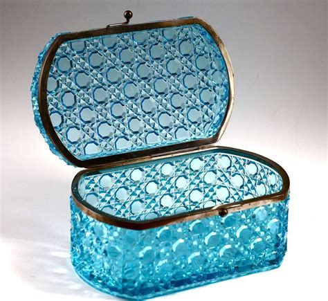 9 Xl Antique Blue Crystal Glass Trinket Casket Or Vanity Box With