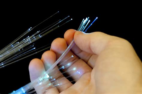 Cara Menyambung Kabel Serat Optik Yang Terputus