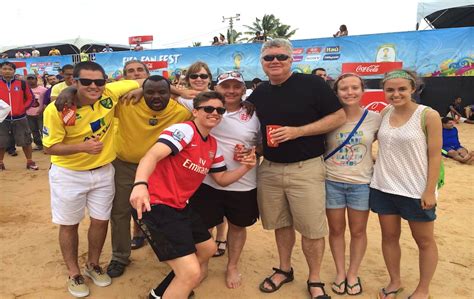 fotos torcedores de vários países se divertem na fifa fan fest em natal fotos em rio grande