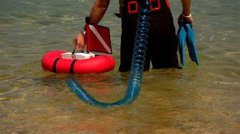 The Babe Device That Lets You Breathe Underwater Without Scuba Gear