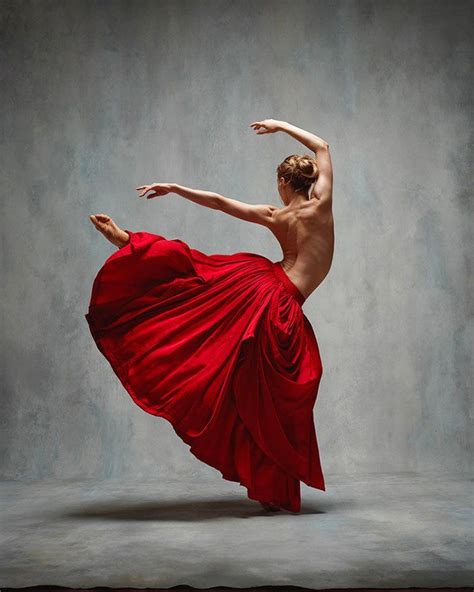 역동적인 몸짓에 담긴 인체의 무한한 Dance Project Dance Poses Dance Photography