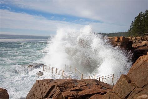 Thunder Hole Arcadia Maine Np And Sp Pinterest Acadia Maine Bar