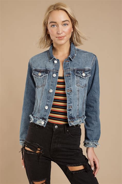 Tobi Jackets Womens Rosemead Medium Dark Wash Cropped Denim Jacket Medium Dark Wash ⋆