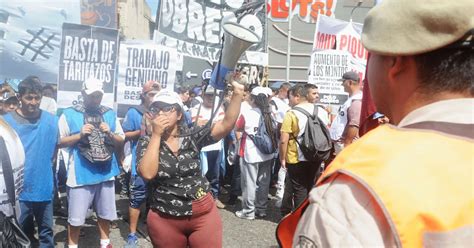 La Ciudad De Buenos Aires Otra Vez Fue Un Caos Por Marchas Y Ollas Populares Infobae