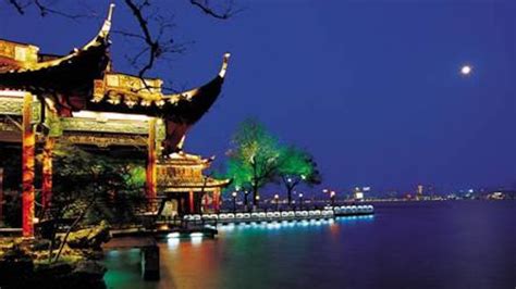 If you are interested, please feel free to contact us. The 10 Mystical Sites of Hangzhou's West Lake