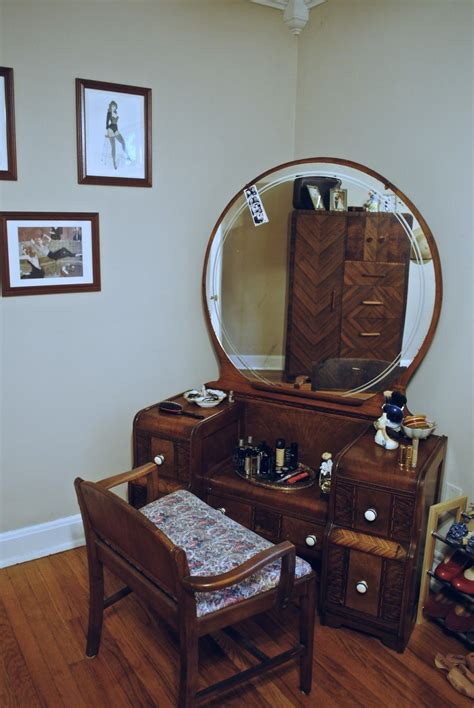 1930s waterfall bedroom suite 5 pieces 1900 1950 photo 900 00. Dreeaam 1930s vanity and cupboard. via (the lucky) The ...