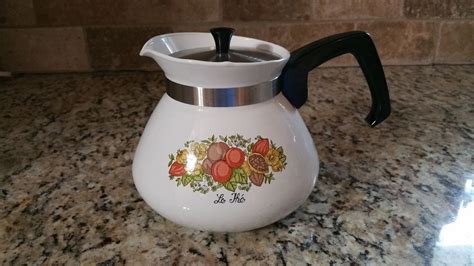 Purchase stock pot corningware from alibaba.com for your kitchen and get an unforgettable cooking experience. CORNING WARE P-104 SPICE 'O' LIFE TEA POT W METAL LID 6 ...