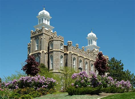 File:Logan Utah Temple.jpg - Wikimedia Commons
