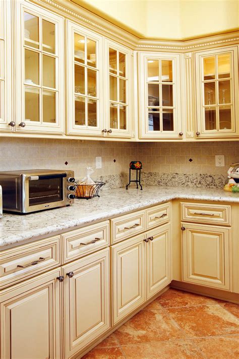North American Maple Antique White Glaze Kitchen Cabinets With Glass
