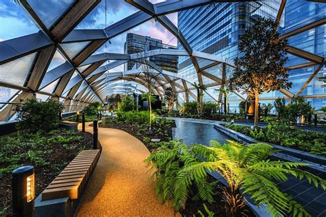 Crossrail Place Roof Garden Is A Peaceful Park In Canary Wharf