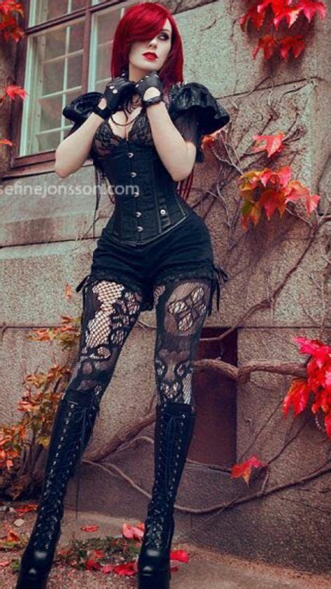 pin by humble servant on gothic babes in 2019 gothic fashion goth beauty gothic steampunk