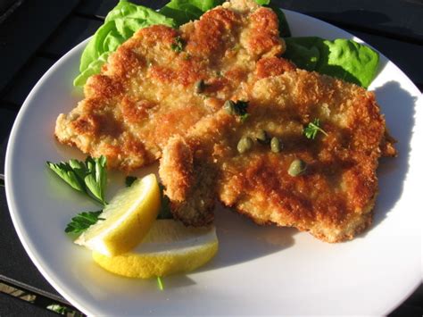 But cooked properly, it can be juicy and flavorful. Panko-Coated Chicken Schnitzel With Capers And Lemon ...