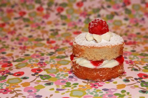 The Cake Trail Mini Victoria Sponge Cakes