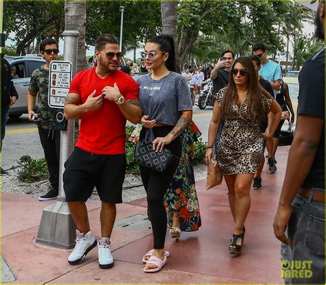 Photo Jersey Shore Cast Begins Filming Reunion Show In Miami 06