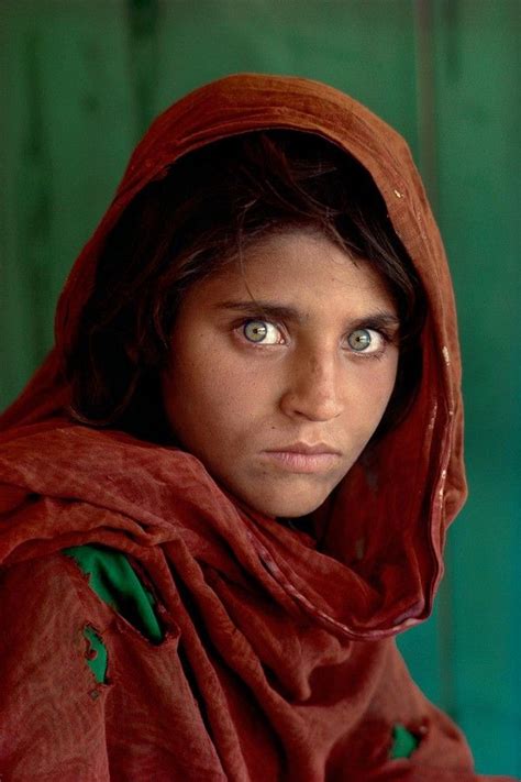 The Green Eyed Afghan Girl Sharbat Gula Afghan Girl At Nasir Bagh
