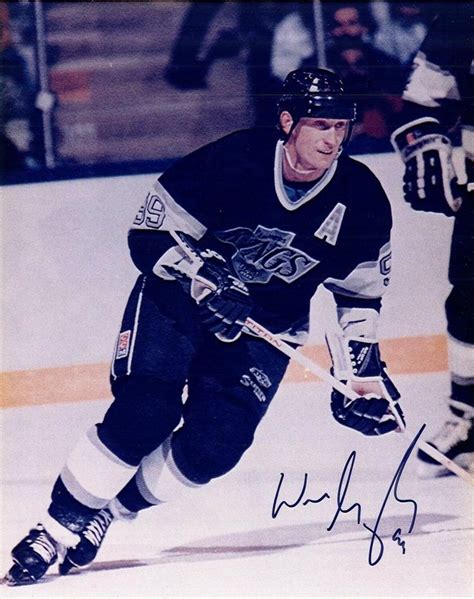 Wayne Gretzky In Person Signed 8x10 Photograph The Great One