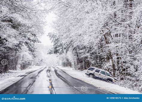 Dangerous Slippery And Icy Road Conditions Stock Image Image Of Crash