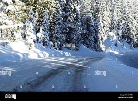 Travel Through Winter Wonderland Stock Photo Alamy