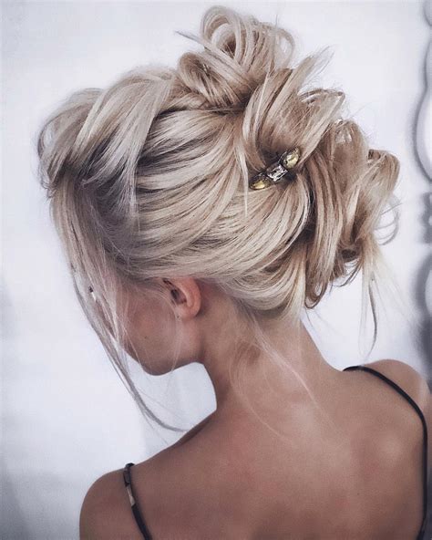 Enjoy these updos for long hair as inspiration for your next event or day out & about! 10 Gorgeous Prom Updos for Long Hair, Prom Updo Hairstyles ...
