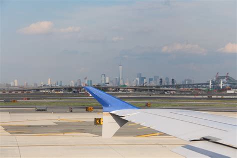 Lisez les commentaires des voyageurs pour choisir la chambre. Newark Liberty International Airport : Transport : Newark ...
