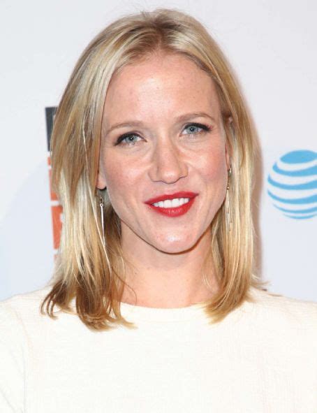 Tagged Jessy Schram Famousfix