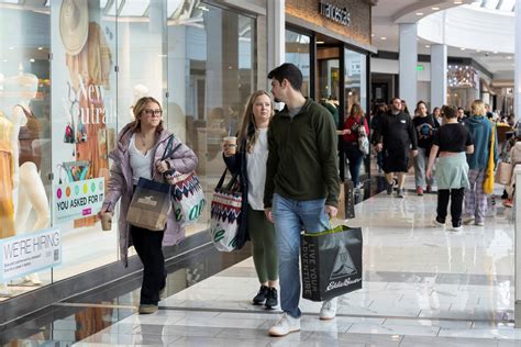 Holiday Season Whats Different For Shoppers And Retailers This Year