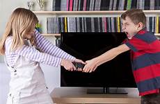 fighting kids remote siblings fight mykidstime sibling continually rivalry