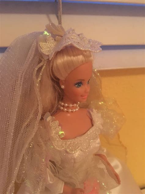 Vintage 1976 Wedding Barbie Doll Mattel Full Length Veil And Gown Bride Beautiful Ebay