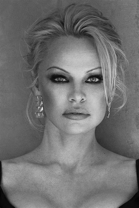 Pamela Anderson Se Une A La Lucha Para Proteger Las Aguas De La Antártida