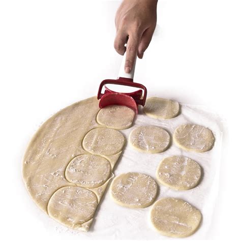 Udiyo Portable Handheld Rolling Dough Cutter Cookie Biscuit Dumpling