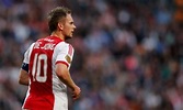 Newcastle sign Ajax captain De Jong on six-year contract – talkSPORT