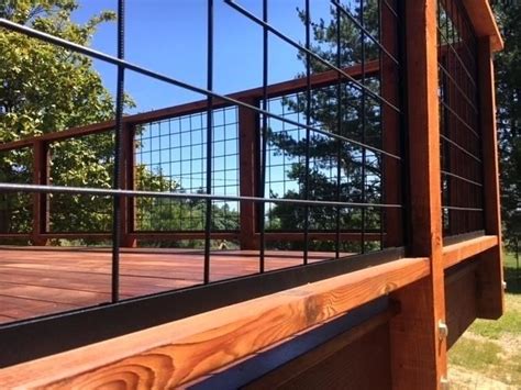 Wire Mesh Deck Railing Design In 2020 Deck Railings Deck Railing