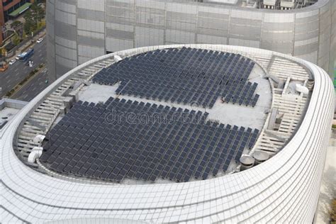 Solar Panels On Rooftop Of Skyscraper Stock Image Image Of Solar