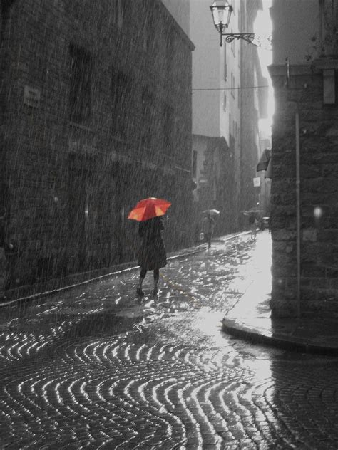 Redumbrella Walking In The Rain Singing In The Rain Rainy Night