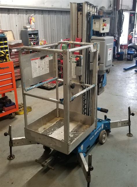 2015 Genie Awp 25s Personnel Lift One Man Compact Lift Scissorlift For