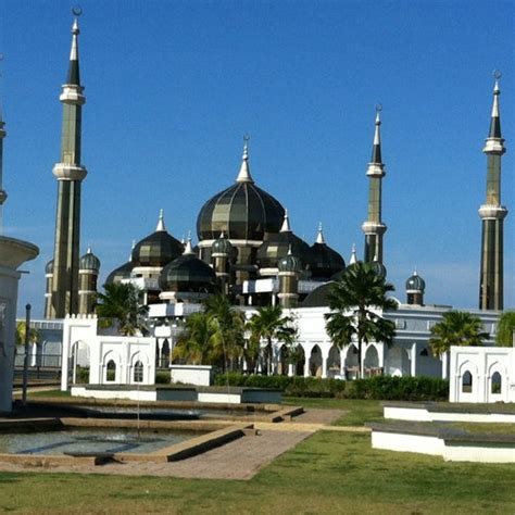 Submitted 5 years ago by hinklefinkledinkledo. Masjid Kristal - Kuala Terengganu, Terengganu
