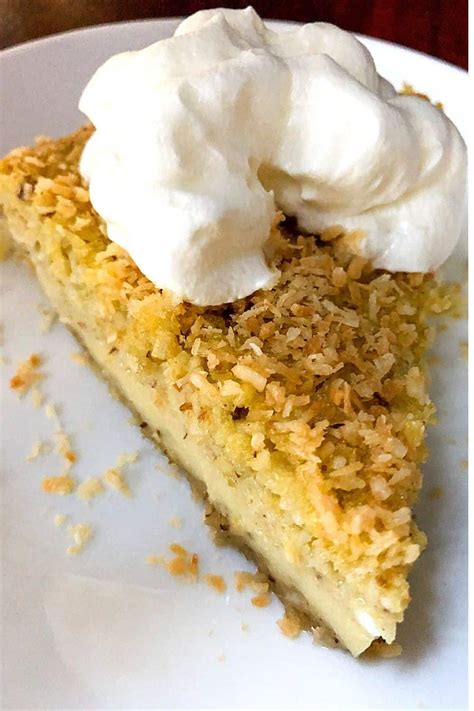 It's super easy to learn how to make pie crust with coconut flour! Diabetes Friendly Coconut Pie | EasyHealth Living